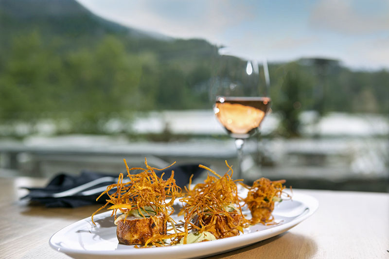 whistler dining grill & vine