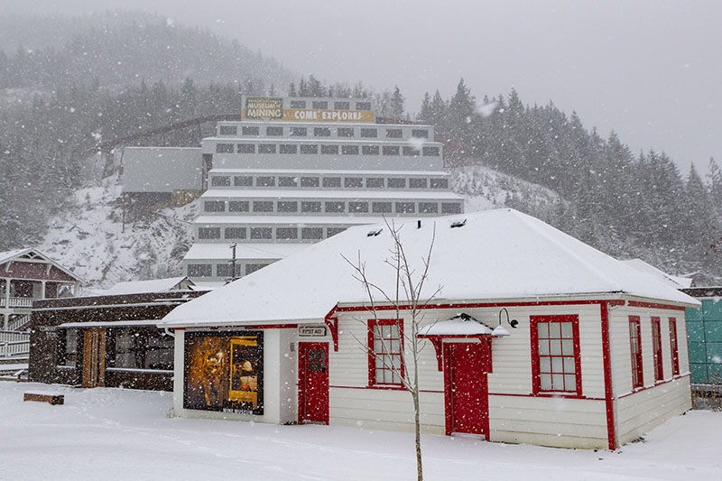 Winter in Pemberton, dining. 
