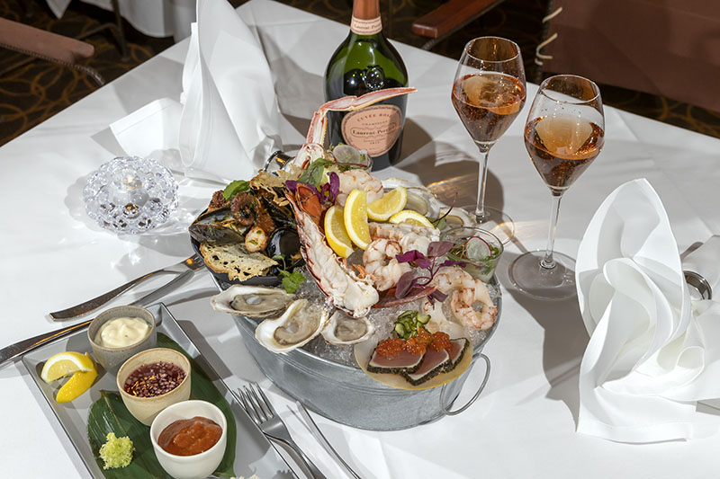 whistler dining bearfoot bistro